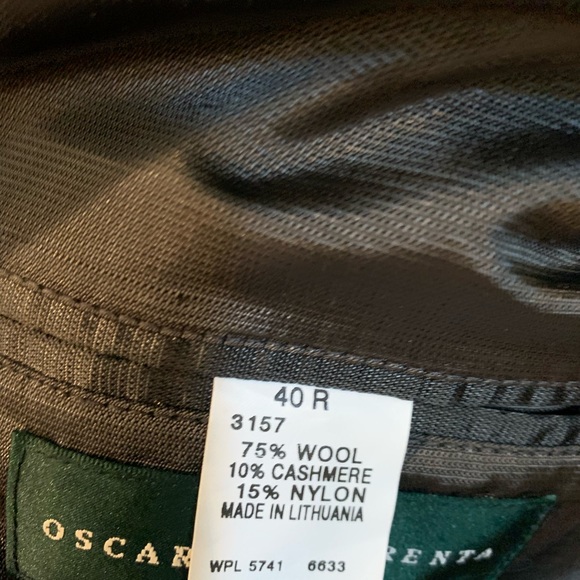 Men’s Black sport coat by Oscar Delarenta - Picture 4 of 8